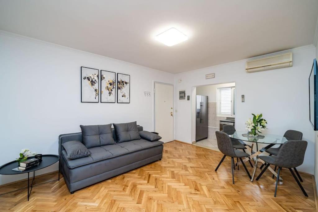 Apartman Knego With Parking Dubrovnik Ngoại thất bức ảnh