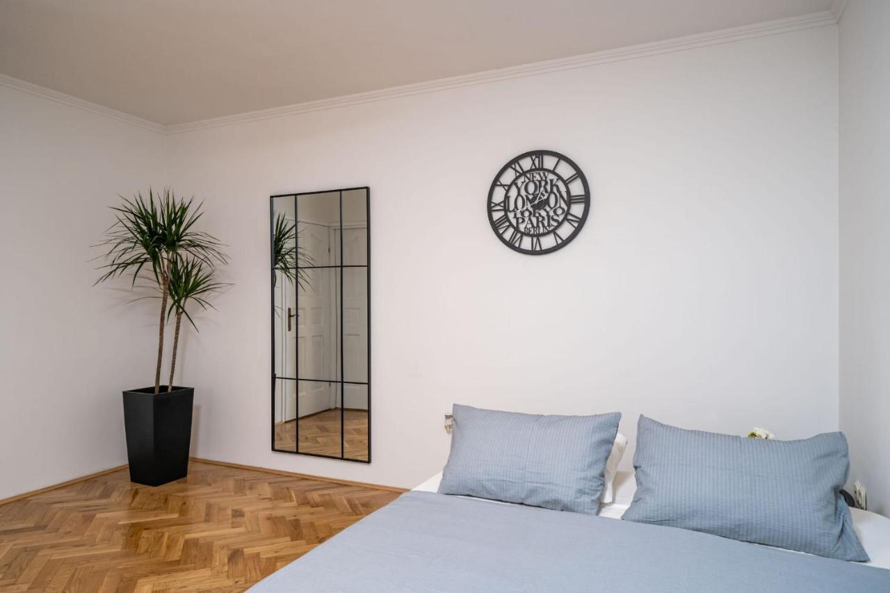 Apartman Knego With Parking Dubrovnik Ngoại thất bức ảnh